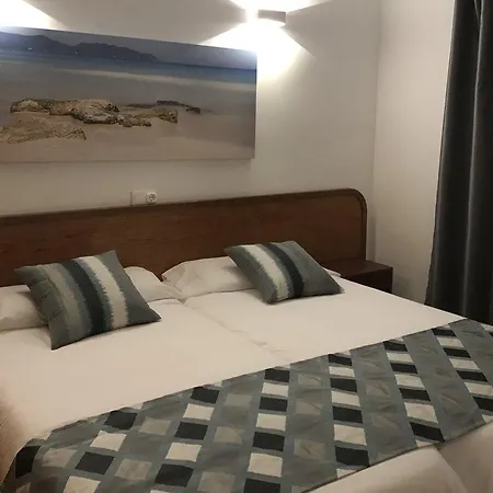 R2 Cala Millor Apartment *